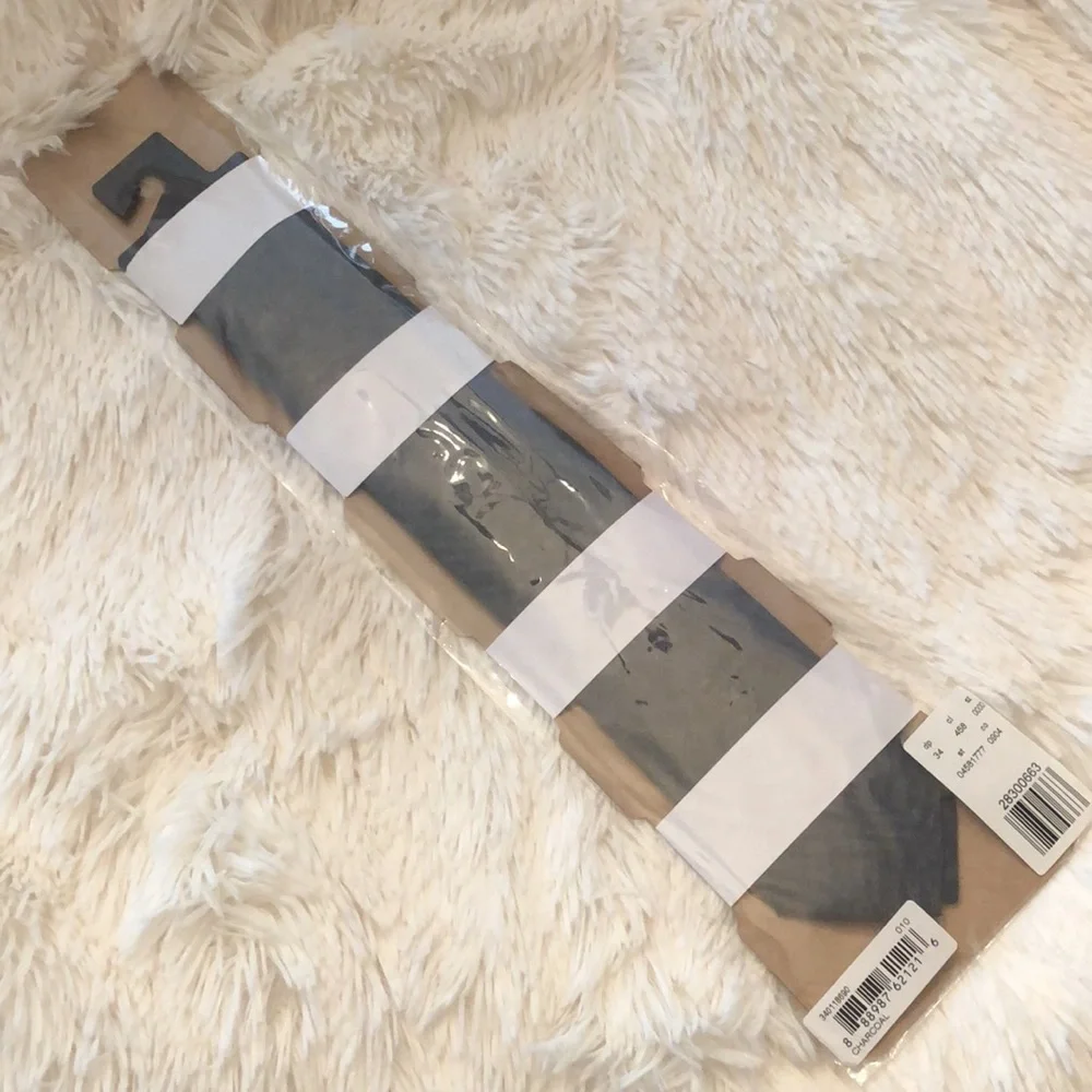 Express Men’s Palm Leaf Tie in Charcoal Gray